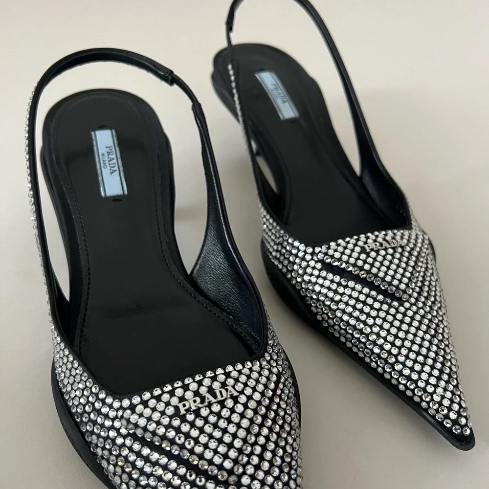🔥$1100🔥 Prada Crystal Embellished Logo Slingback Sandals Shoes - Picture 5 of 9